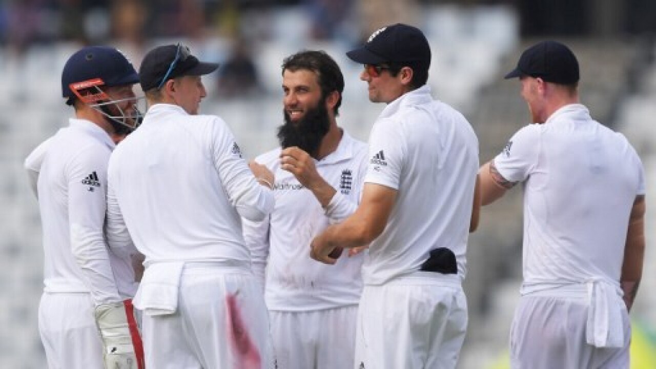 Alastair Cook-led England team arrives in Mumbai for Test series against India