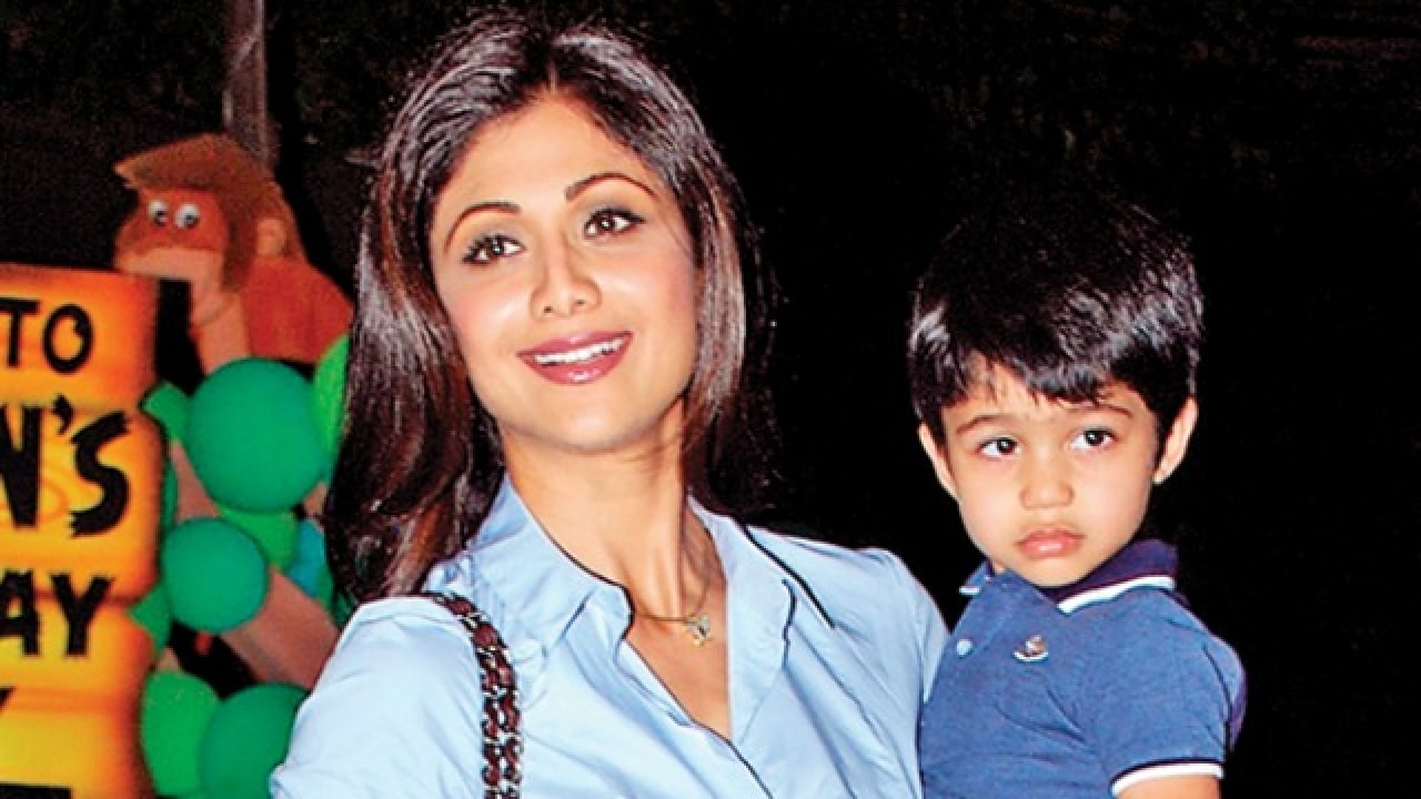 Shilpa Shetty S Son Viaan Makes His Tv Debut Find viaan raj kundra news headlines, photos, videos, comments, blog posts and opinion at the indian express. shilpa shetty s son viaan makes his tv