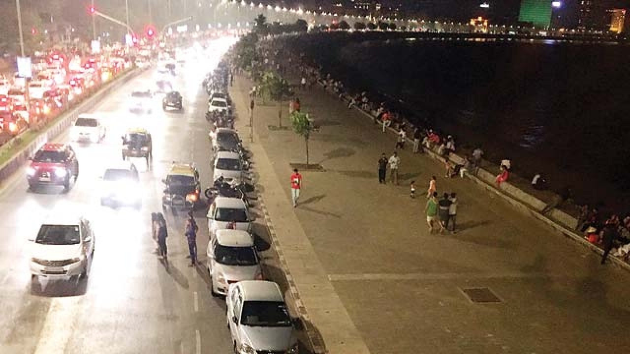 HC judge calls cop, complains about parking on Marine Drive