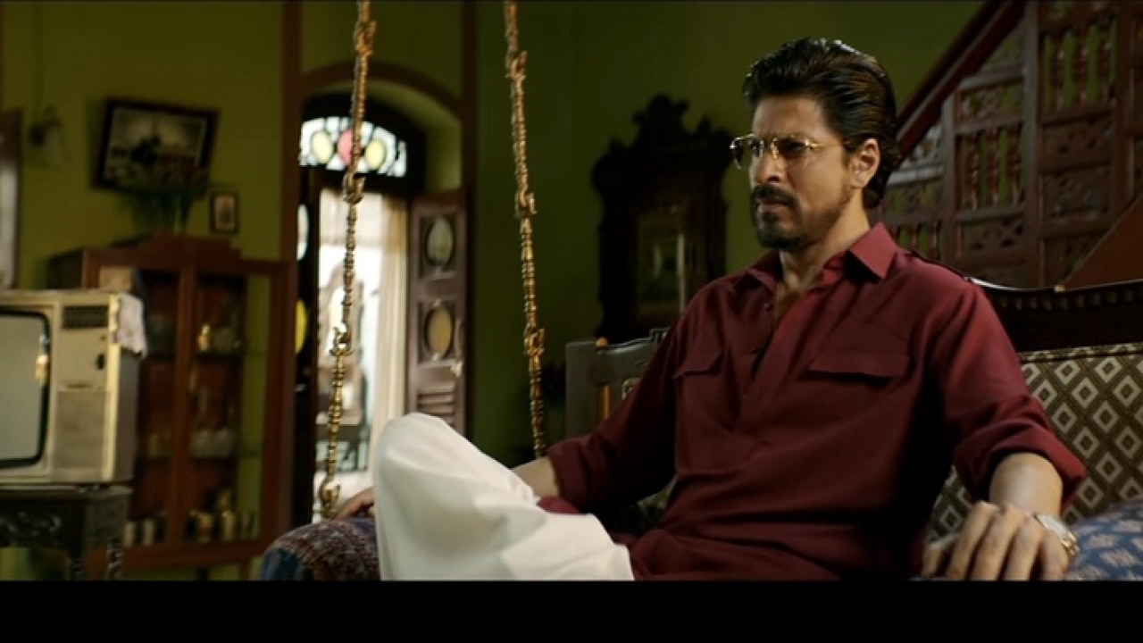 Aye Battery | Raees | Action Scene | Shah Rukh Khan, Mahira Khan,  Nawazzudin Siddiqui - YouTube