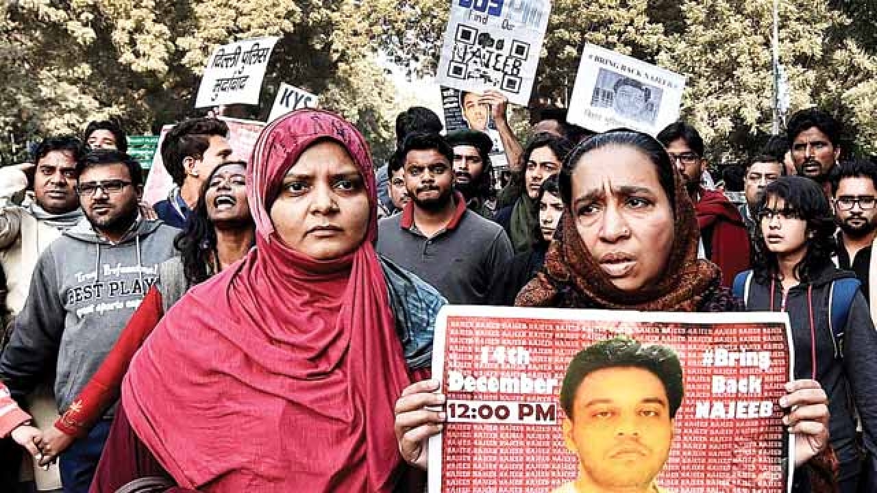 Missing JNU student: Sniffer dogs to search campus