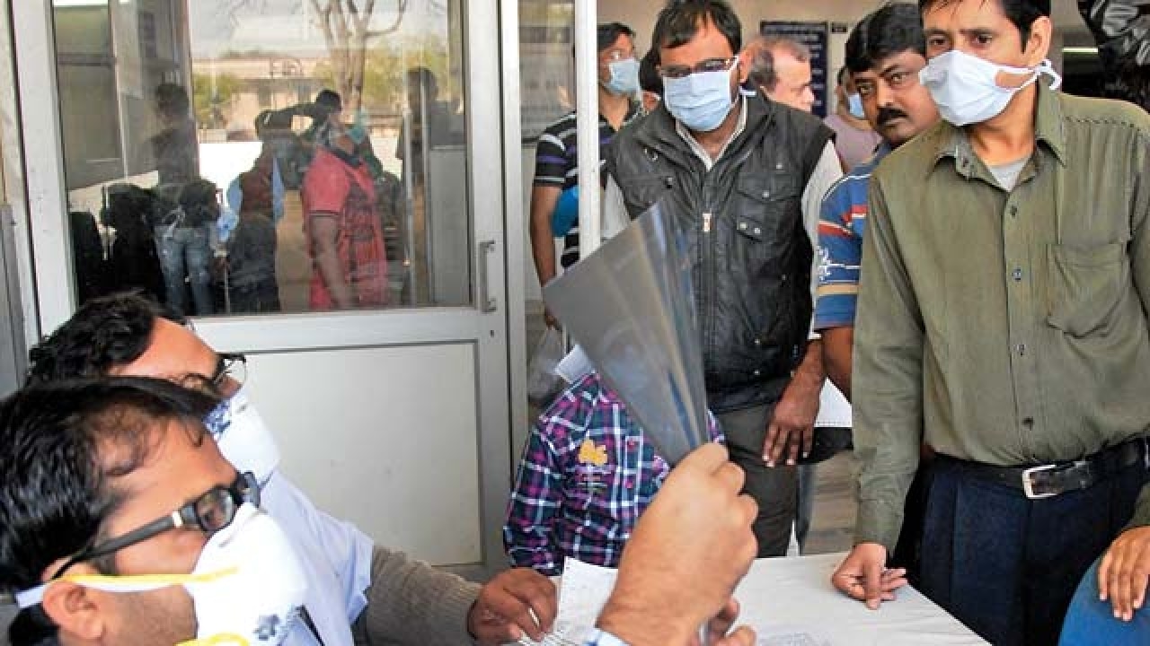 Swine flu rears its head as mercury dips in Delhi