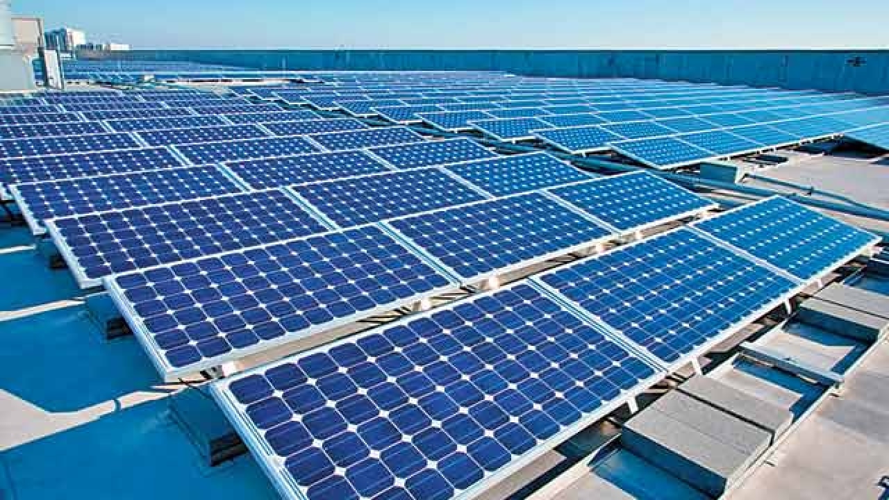 Centre shelves plan to set up world biggest solar power project in Leh