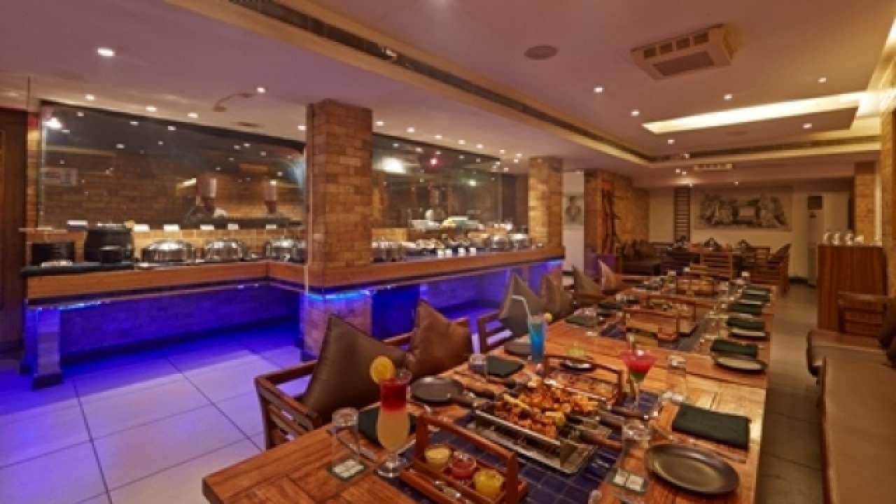 Not happy with your restaurant experience? Govt says you can refuse to pay service charge