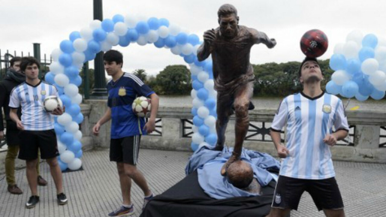 After Fifa Awards Defeat To Ronaldo More Bad News For Messi As His Statue In Argentina Is Destroyed