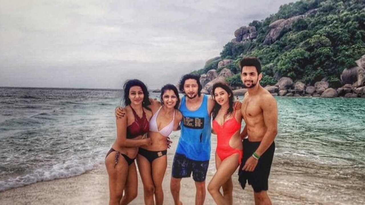 Sriti jha bikini