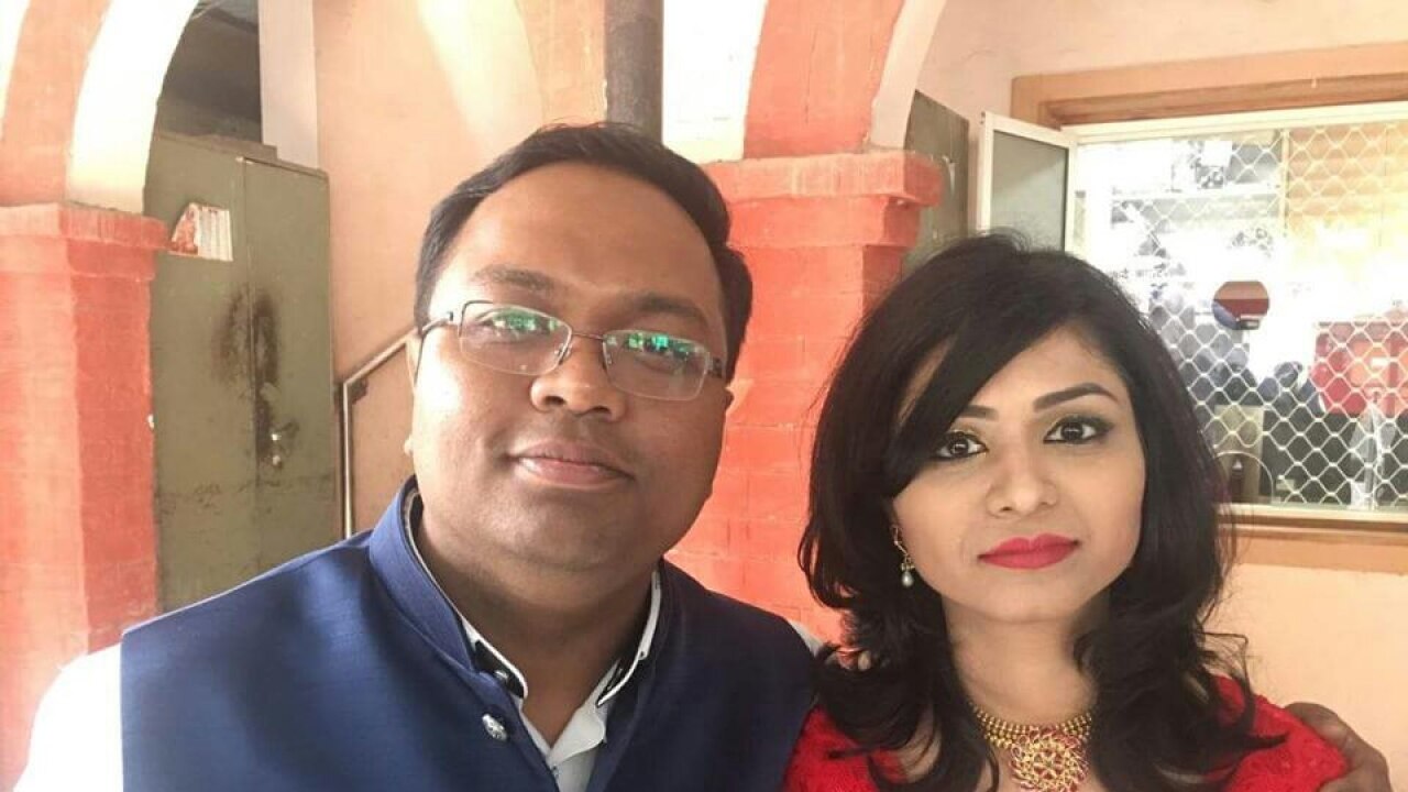 Tvf's 'arnub With A U' Biswapati Sarkar Ties The Knot!