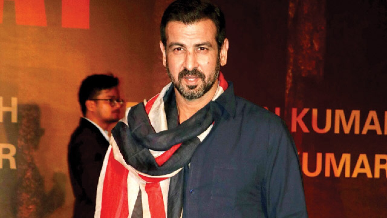 Ronit Roy to dance like Govinda in Munna Michael