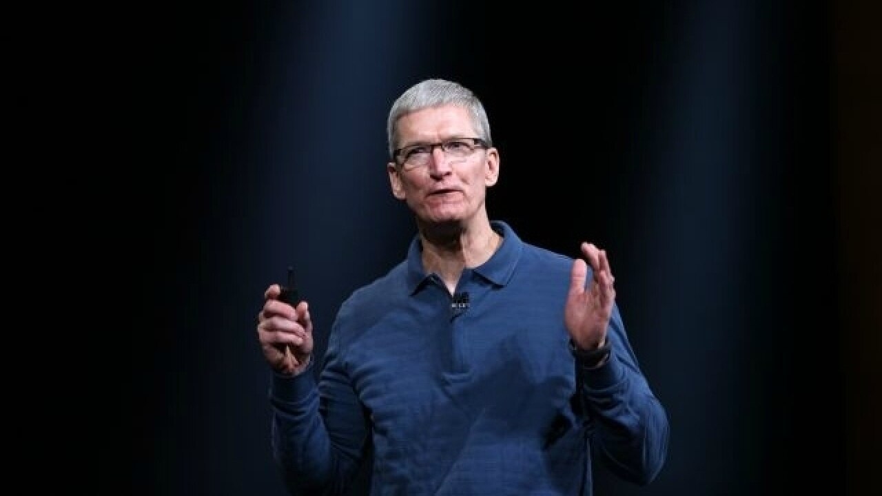Apple's tim cook says fake news is 'killing people's minds'