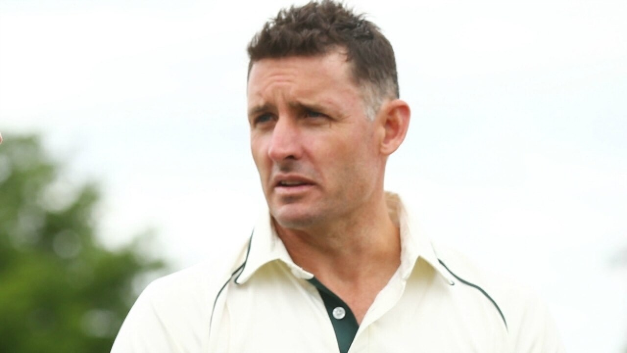 Mitchell starc will challenge virat kohli throughout the series: michael hussey
