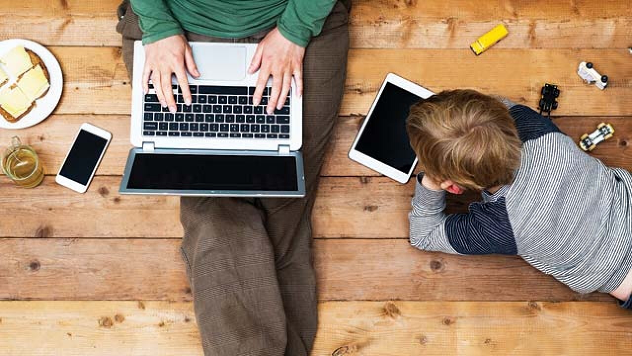 millennial-parenting-in-the-digital-age