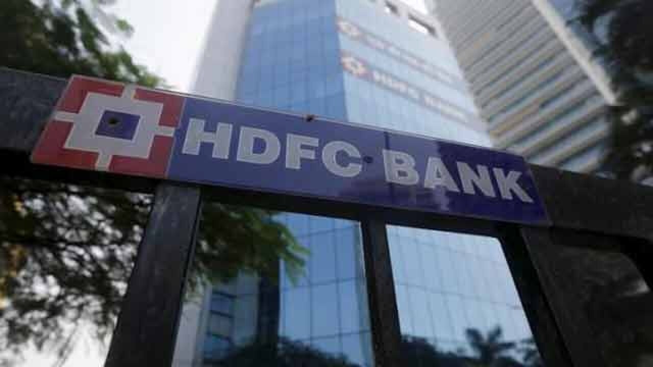 hdfc bank cash deposit charges