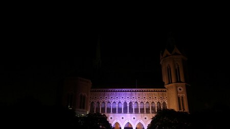 Pakistan's Frere Hall building before Earth Hour