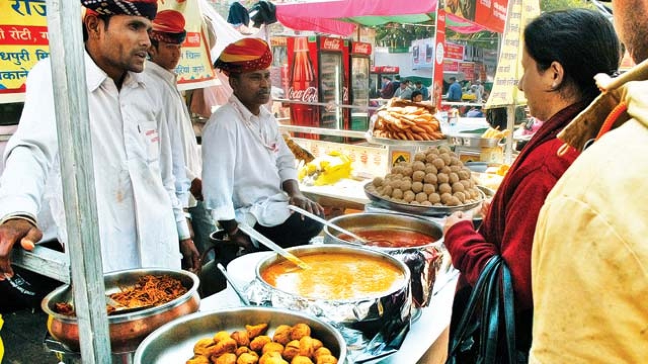 Vendors wait for permits while cops and civic officials line their pockets