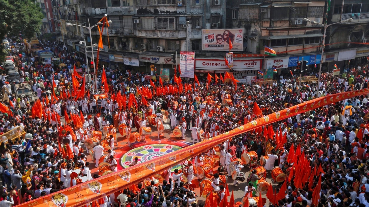 Gudi Padwa 2017: Traditional attire, drums and rangoli paint a ...