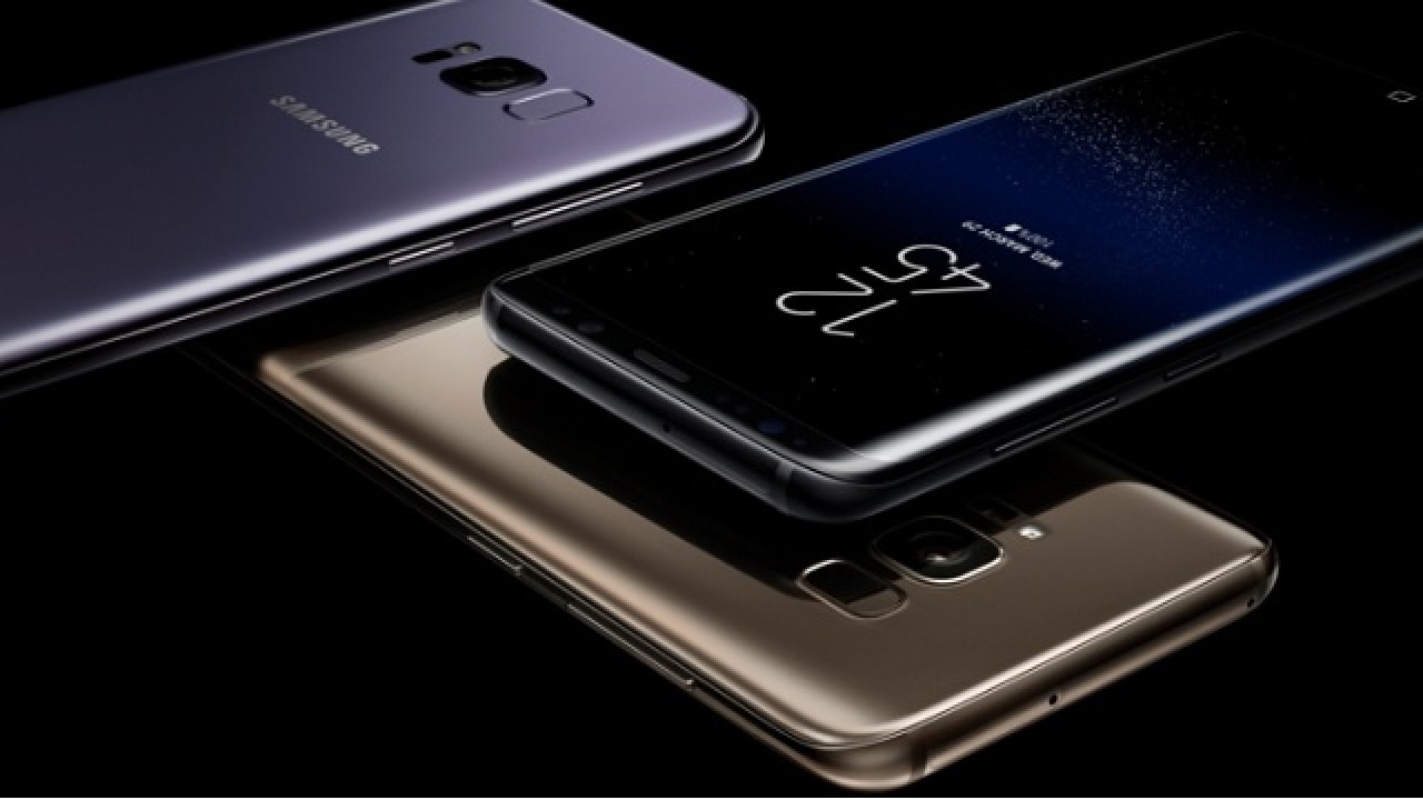 Samsung Unveils S8 Smartphones With Virtual Assistant