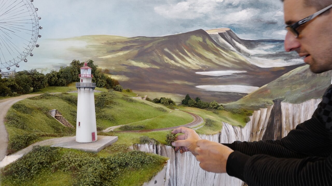 In Pics Gulliver's Gate World's largest display of miniatures opens