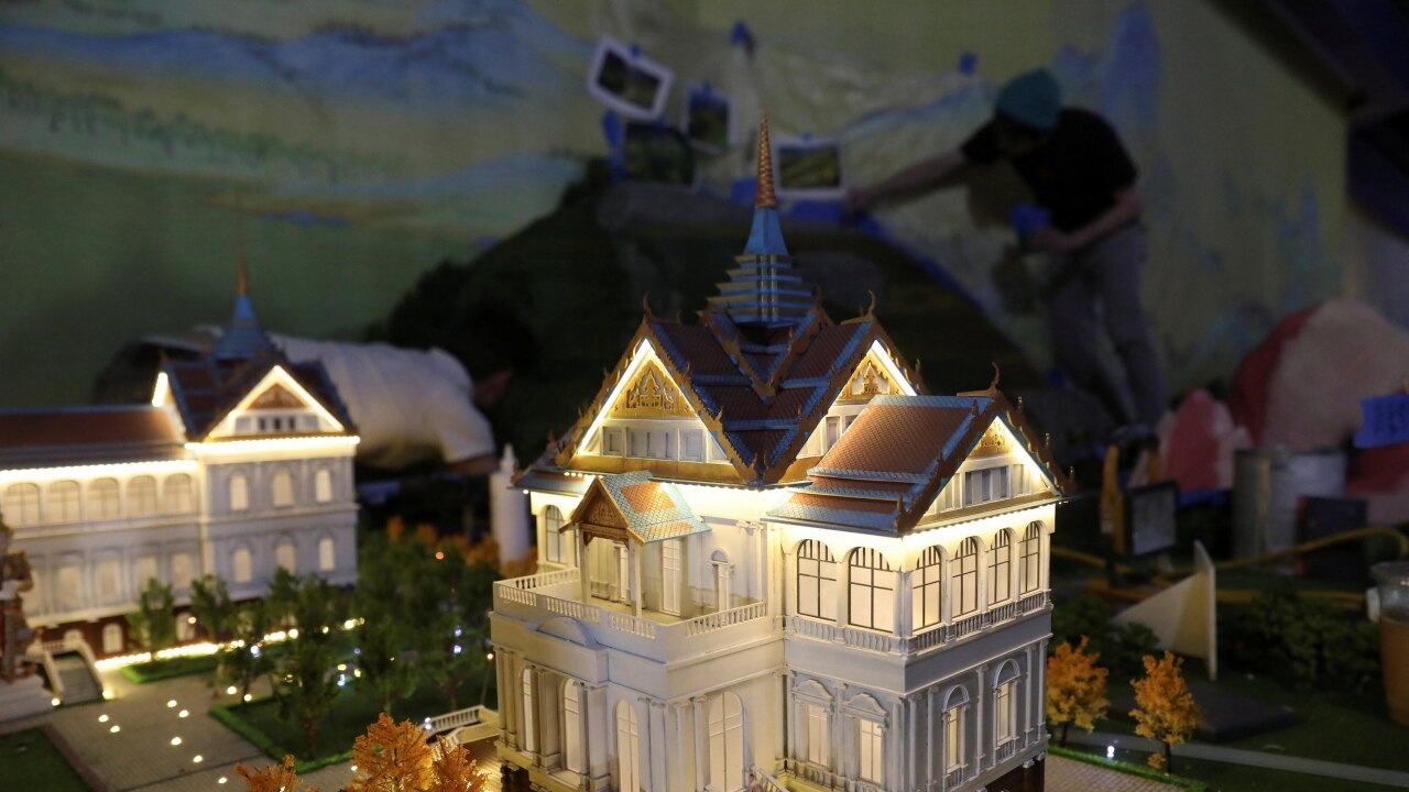 In Pics Gulliver's Gate World's largest display of miniatures opens