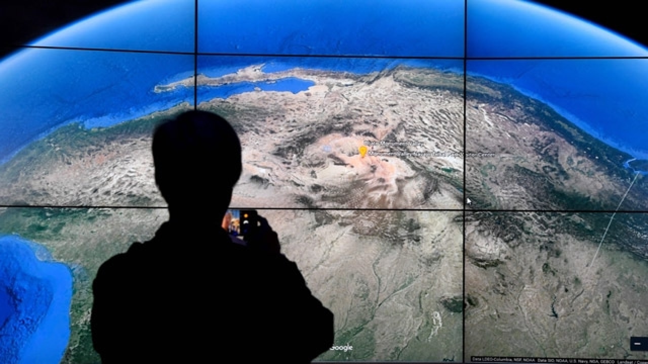 New Google Earth Virtual Reality to take you to any address in the world!