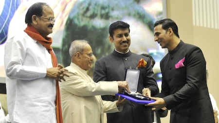 Akshay felicitated by President of India