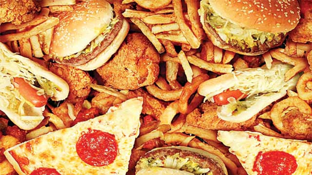 Maharashtra bans junk food in state school canteens