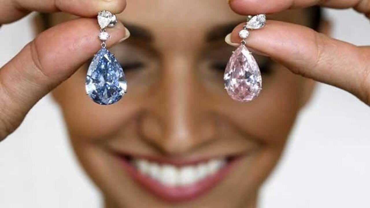 This pair of mismatched diamond earrings is the most expensive one on earth  | PEP.ph