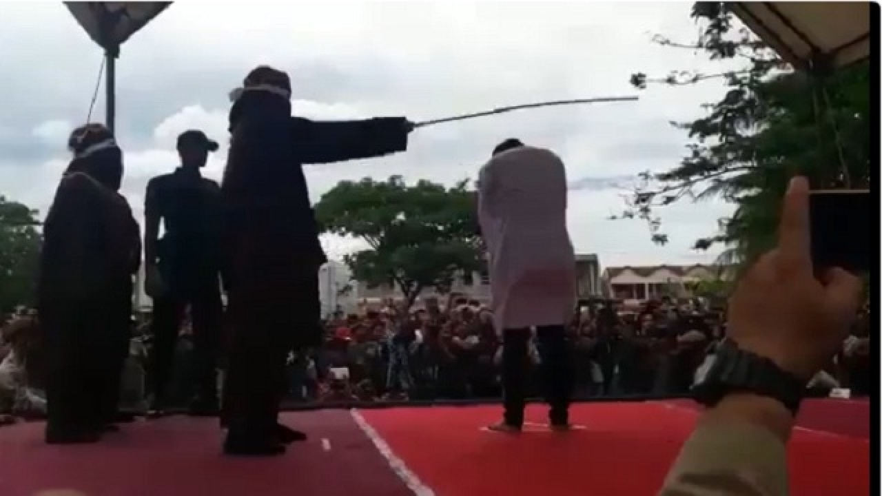 Watch Two Indonesians Given 85 Lashes For Gay Sex