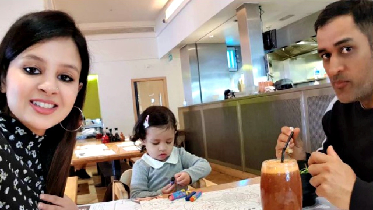 SEE PIC: MS Dhoni spends family time ahead of crucial Champions Trophy game  against South Africa