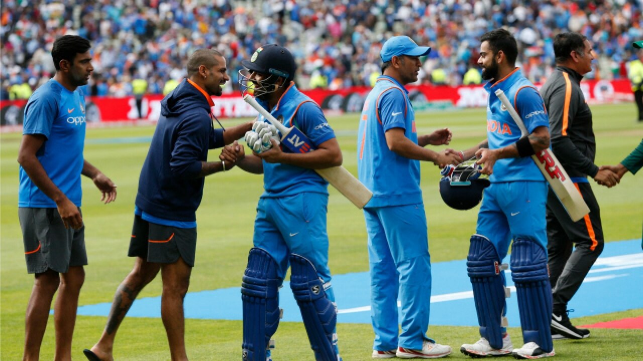 Icc champions trophy 2017: ms dhoni no longer a decision maker? This statement by virat kohli proves otherwise