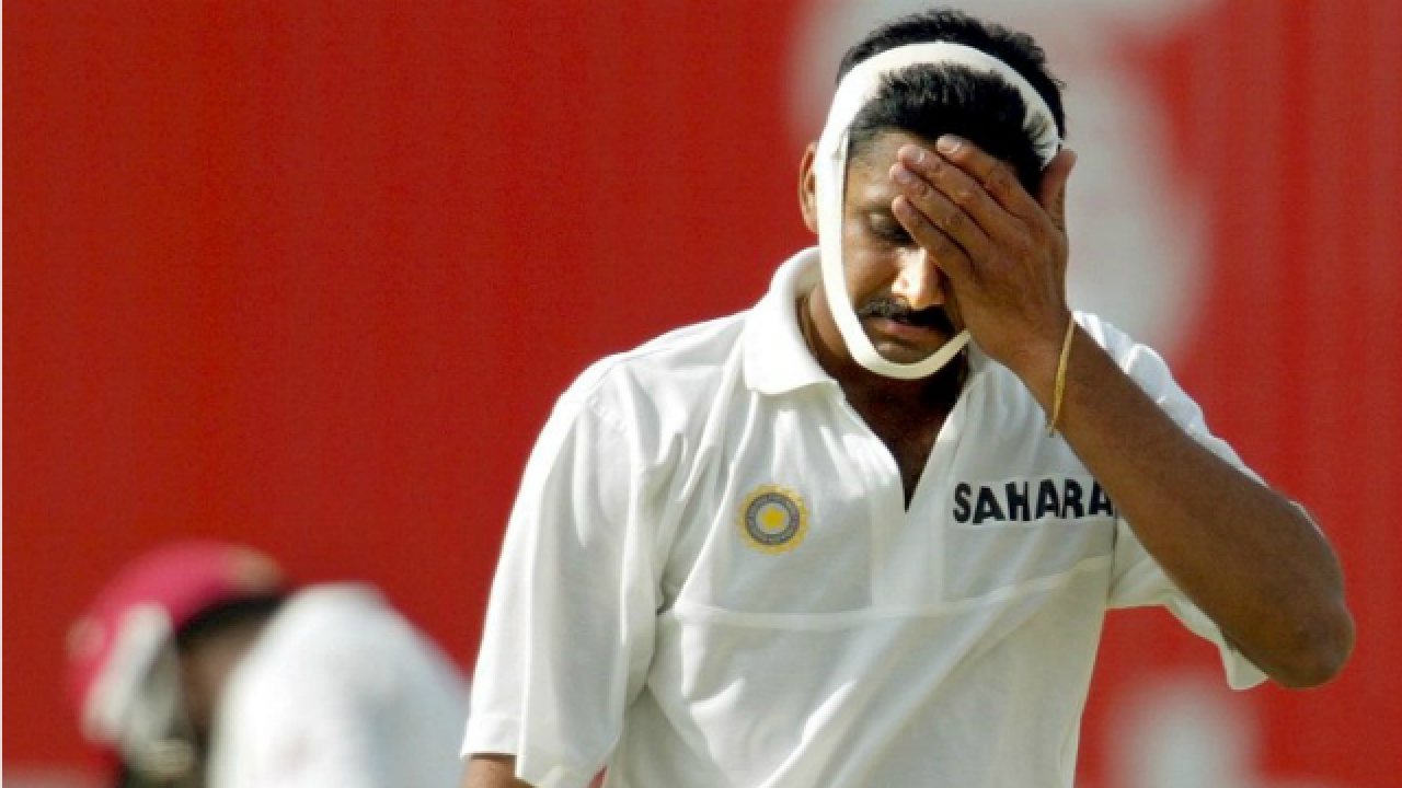 Let's hang our head in shame: Twitter shocked by Anil Kumble's resignation Let's hang our head in shame: Twitter shocked by Anil Kumble's resignation