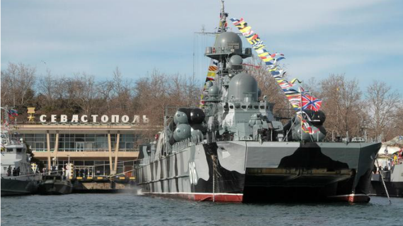 Russia warships and sub fire cruise missiles at Syria: Moscow