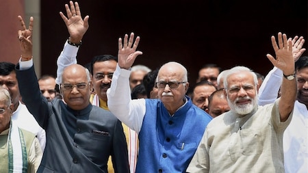 PM Modi with LK Advani and Ram Nath Kovind