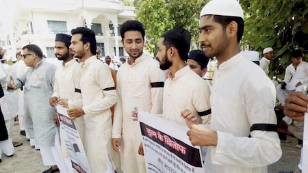Eid in 'protest'