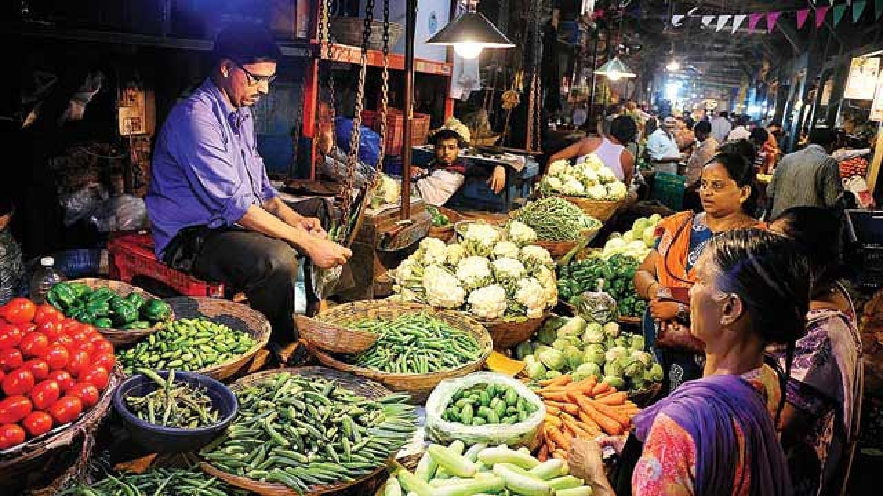 Pasar malam Atambua Belu bangkitkan ekonomi masyarakat