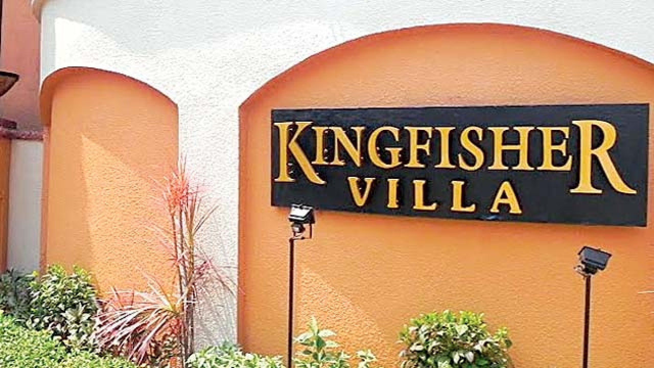 On the rocks: vijay mallya's alcohol at goa's kingfisher villa finds no takers