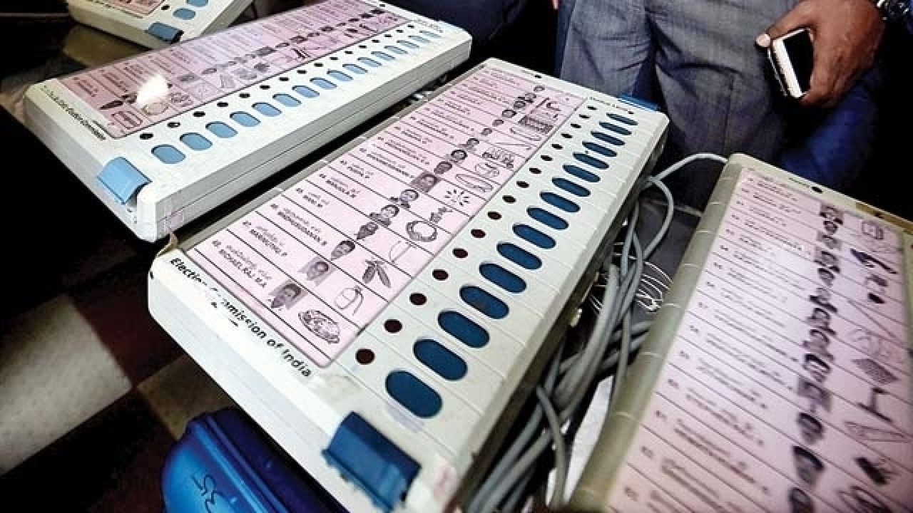 'Malfunctioning' EVM gave votes to BJP confirms Maharashtra Collector