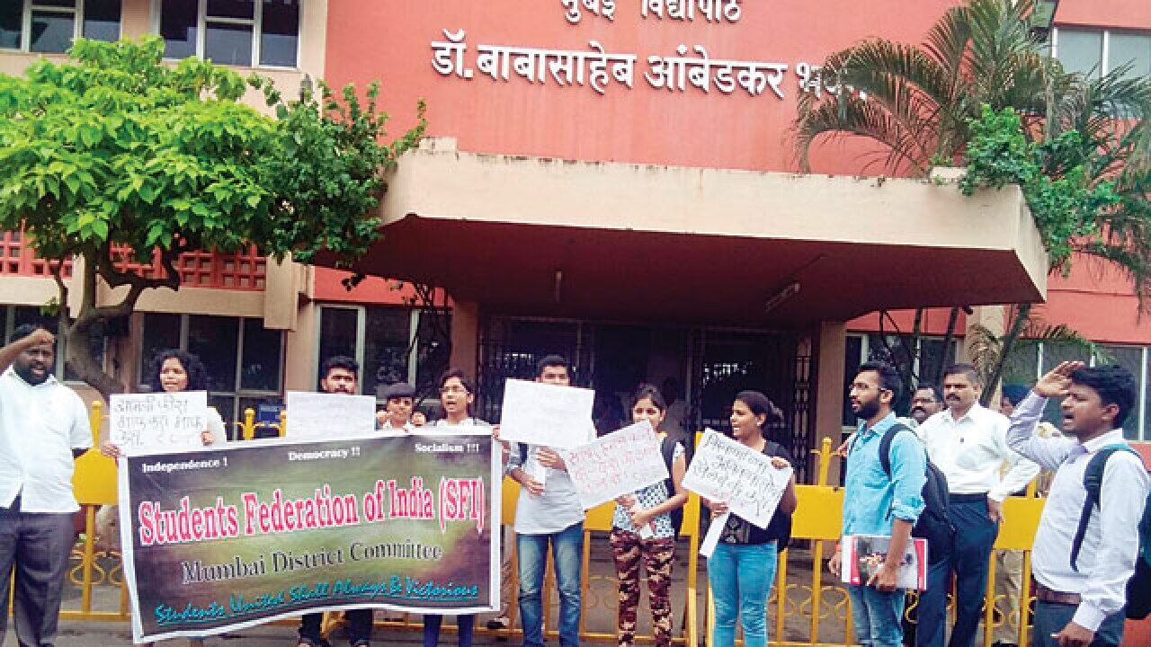 Students protests against MU in OBC scholarship row