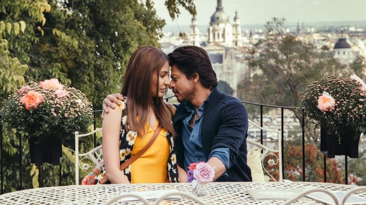 Jhms Check Out These Stills Of Shah Rukh Khan And Anushka Sharma From Upcoming Hawayein Song