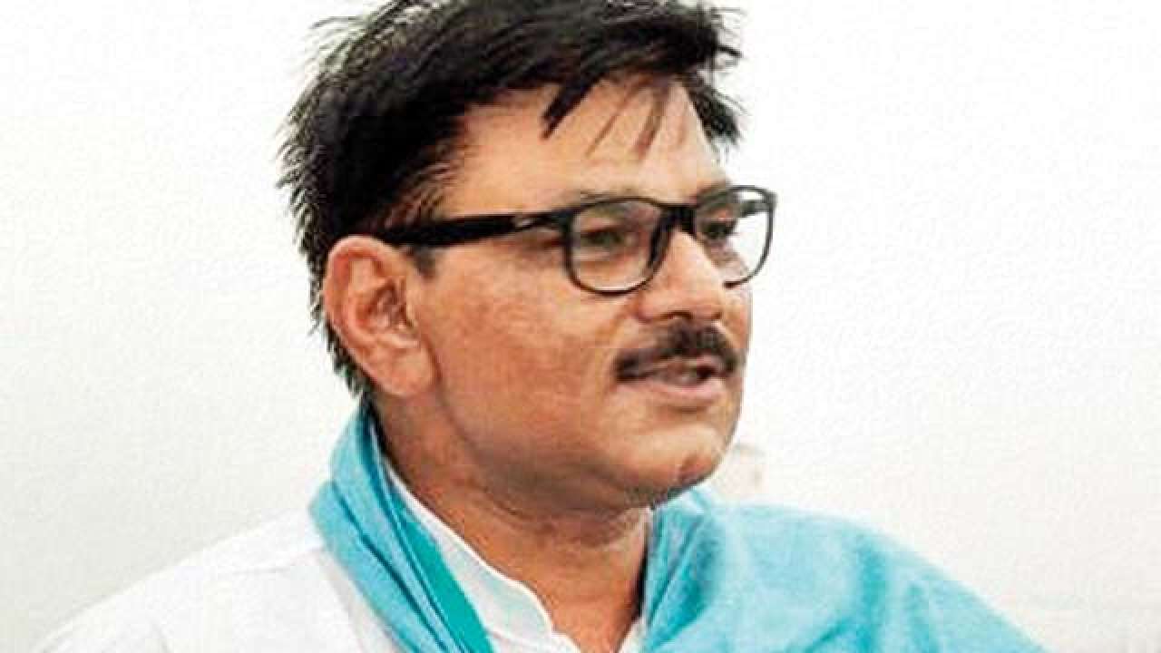 BJP leader campaigns to save Hindon river