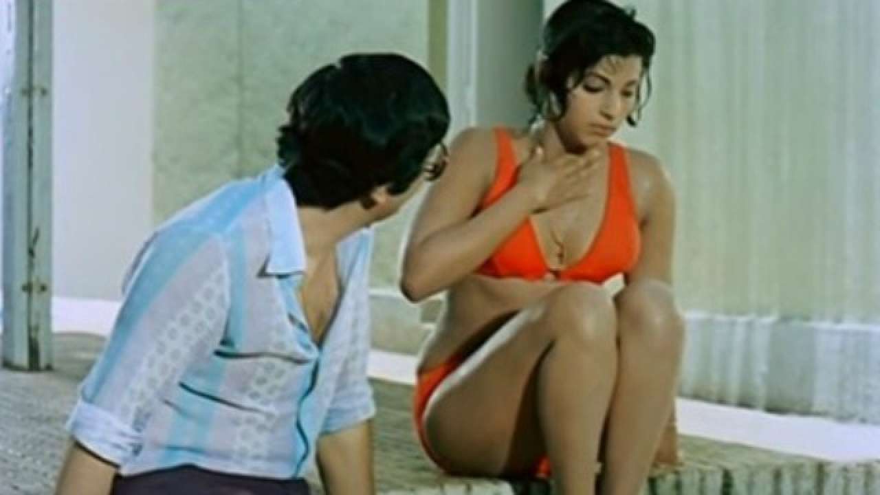 Boliwd Mumtaz Hot Sex - Red Hot Sonam