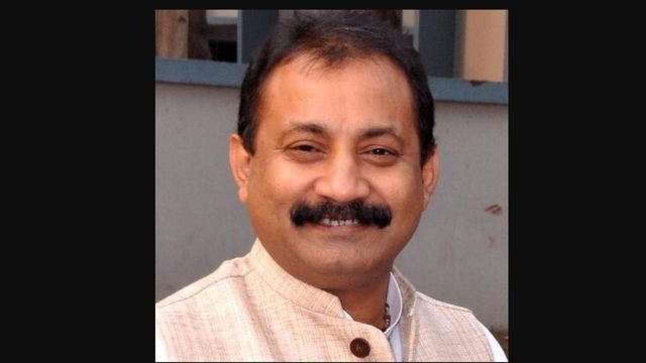 Congress removes Bihar unit chief to thwart rebellion