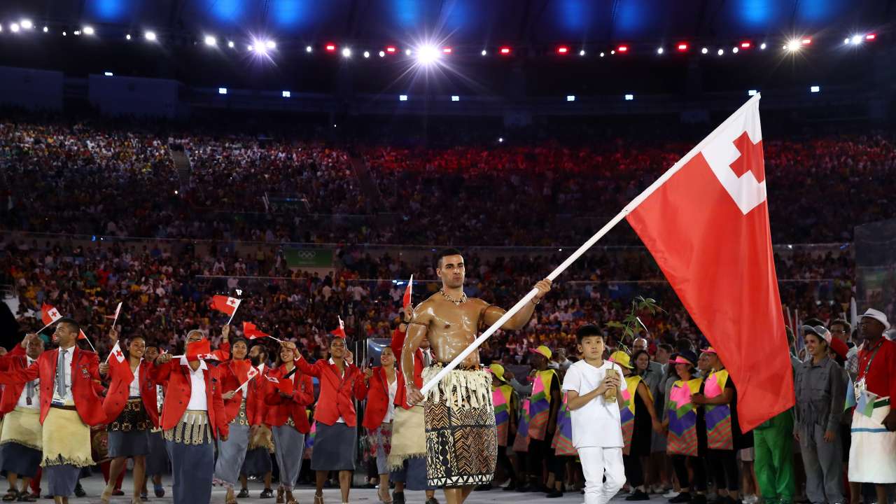 Flag bearer for Tonga contingent broke the internet