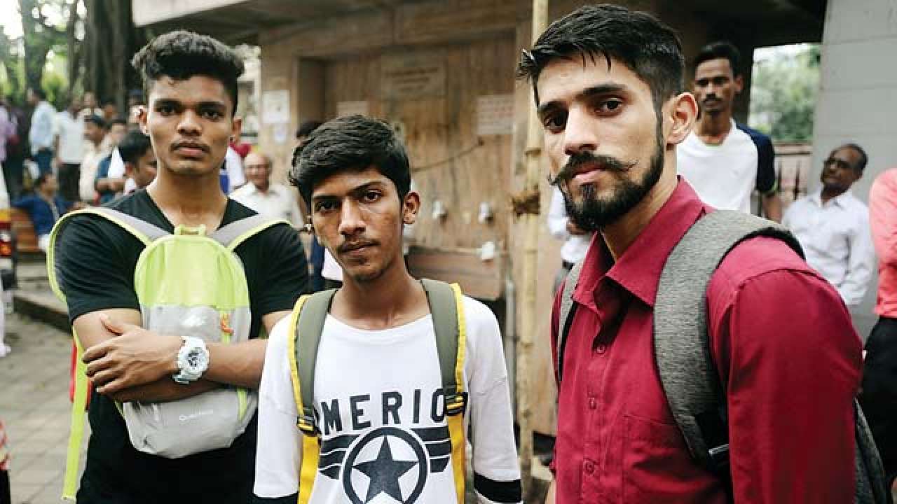 Elphinstone Stampede Three colleagues help the victims at the spot