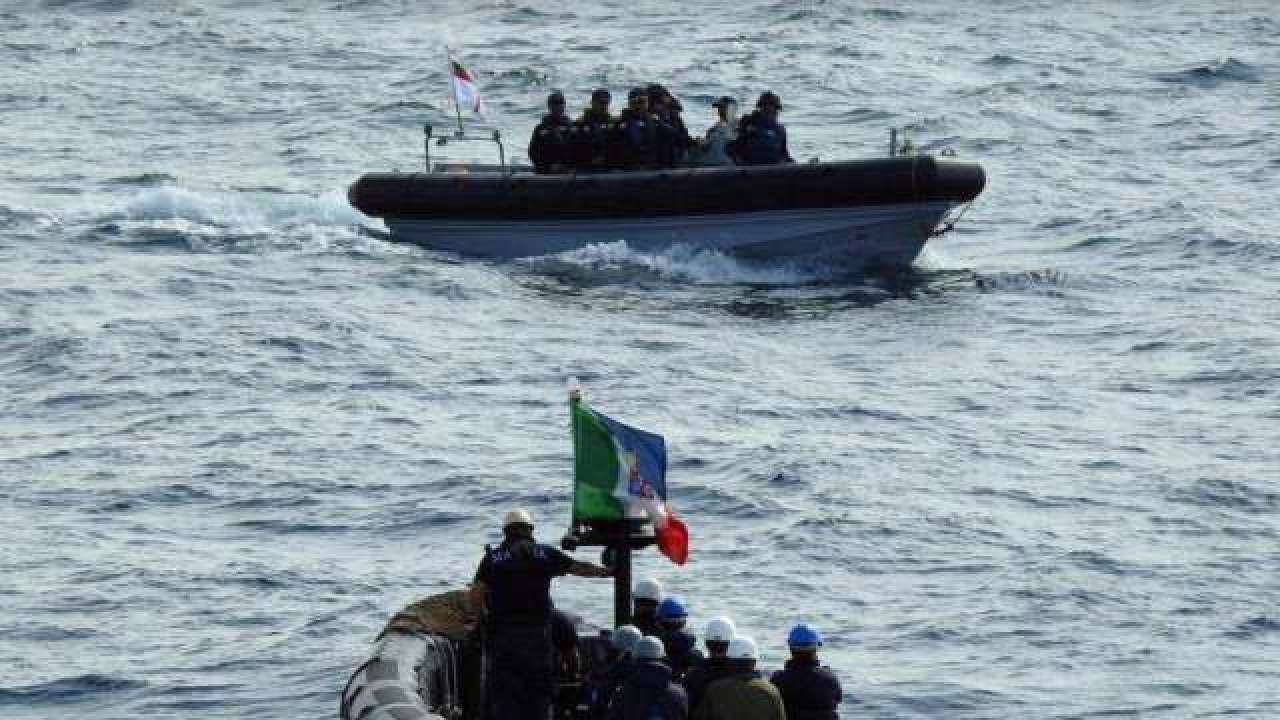 Navy foils piracy attempt on Indian vessel in Gulf of Aden
