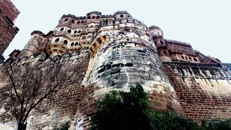 SPEND A DAY AT MEHRANGARH FORT