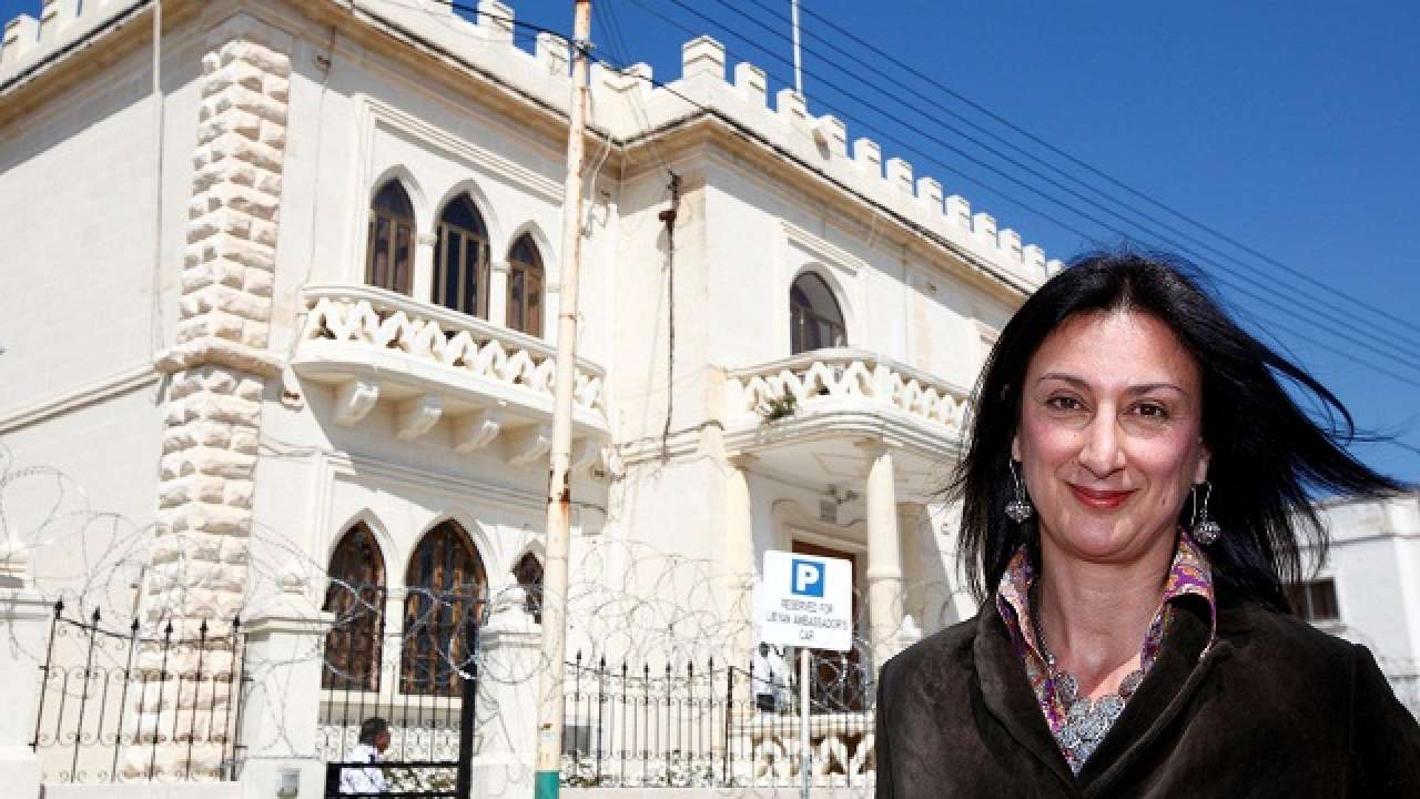 Bomb kills journalist who exposed Malta's ties to tax havens in Panama Papers probe