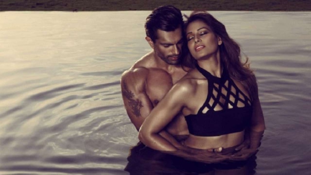 Xxx Photo Bapisha Bassu - Bipasha Basu shuts down haters trolling her for condom ad with hubby Karan  Singh Grover!