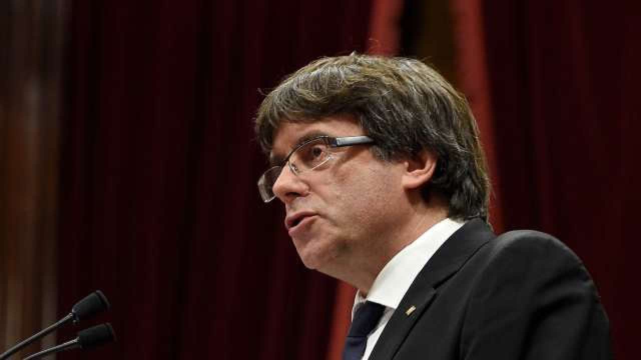 Spain warns sacked Catalan President Carles Puigdemont of imprisonment