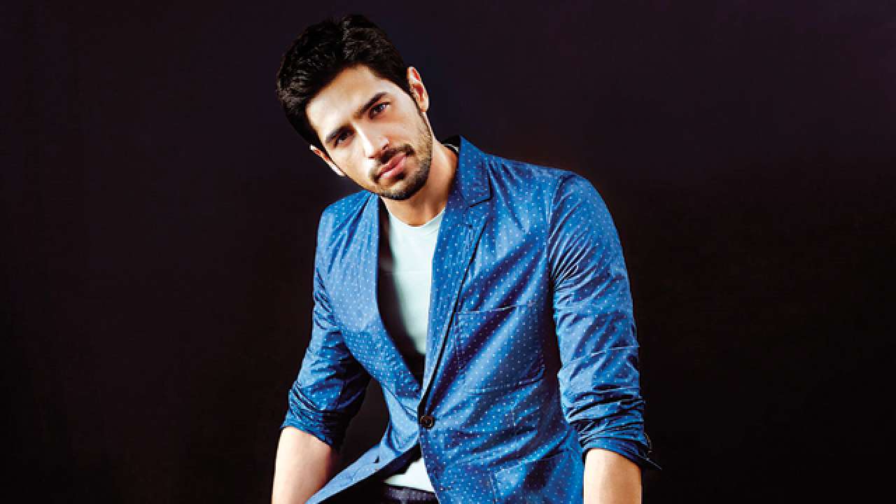 Sidharth Malhotra Says Good Looks Proved To Be 'Negative' In His Career;  'People Like To See Superficial Things..' - Entertainment