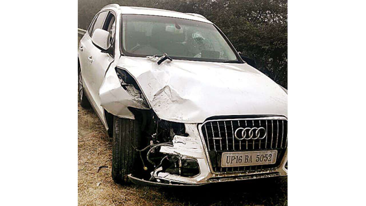 one-killed-13-injured-on-yamuna-expressway